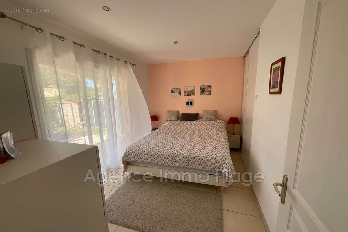 Maison 126 m² à Queyrac  - photo 6