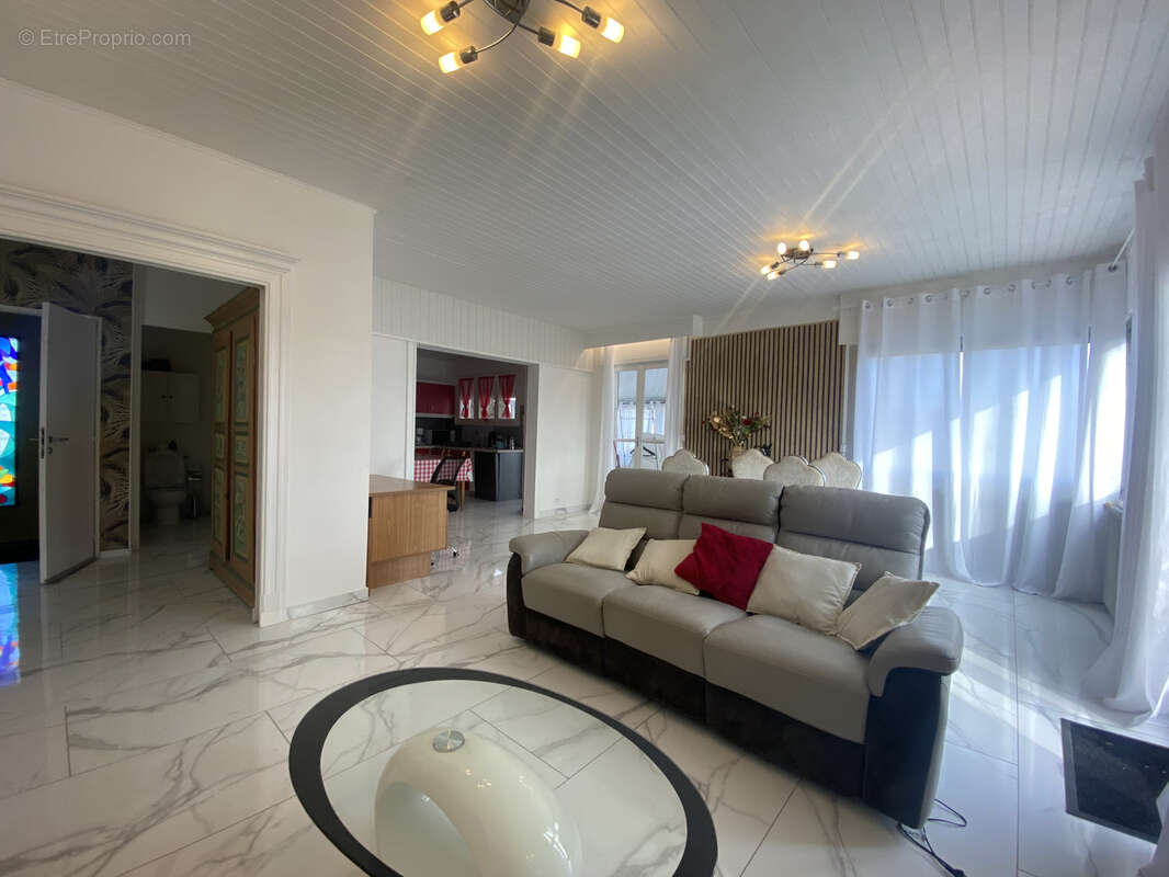 Maison à VIAS