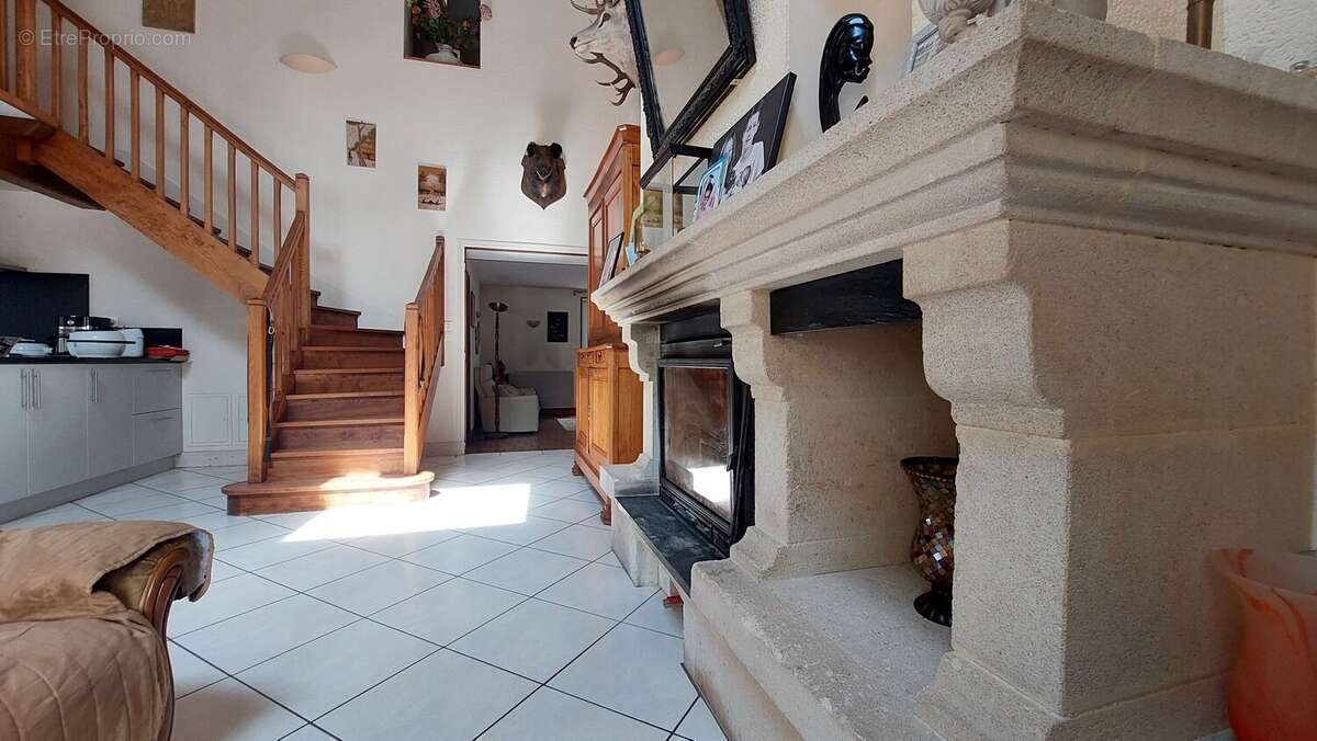 Maison 224 m² à Montamise  - photo 5