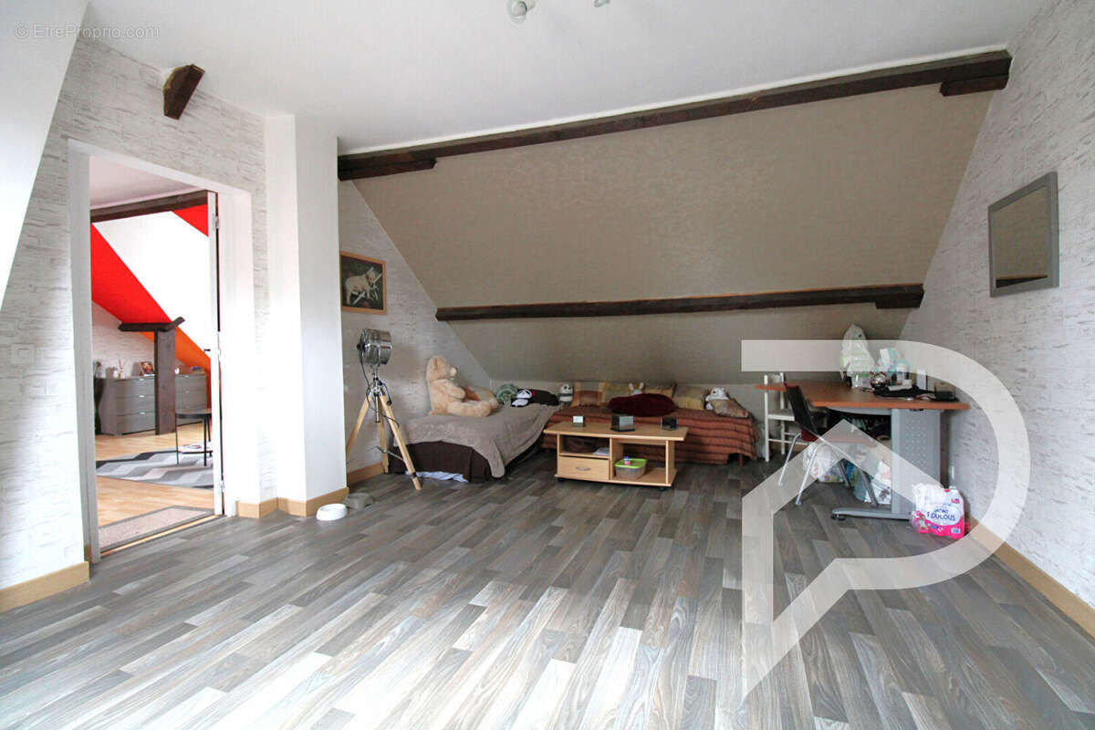 Maison à PONT-SAINTE-MAXENCE