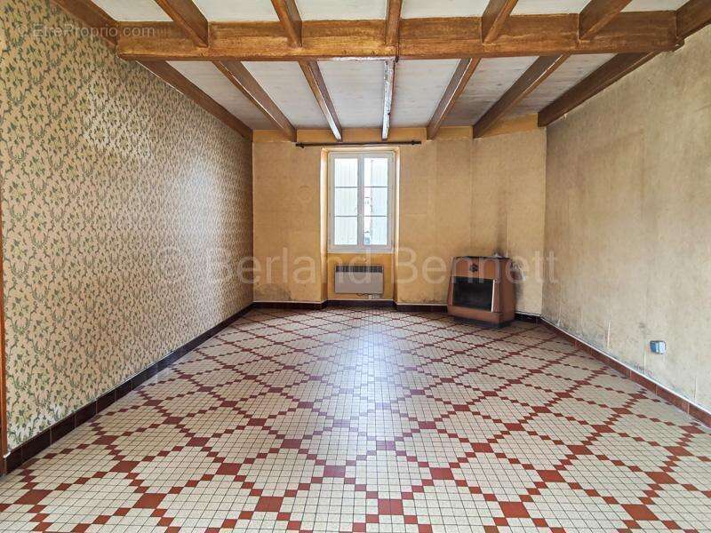 Maison à SAUZE-VAUSSAIS