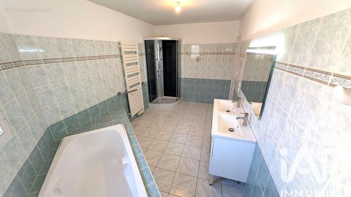 Photo 8 - Maison à MONTENDRE