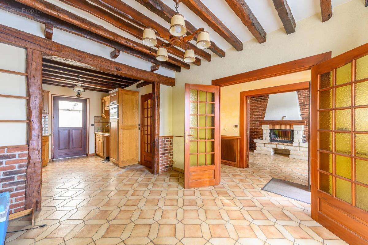 Maison à QUINCY-VOISINS