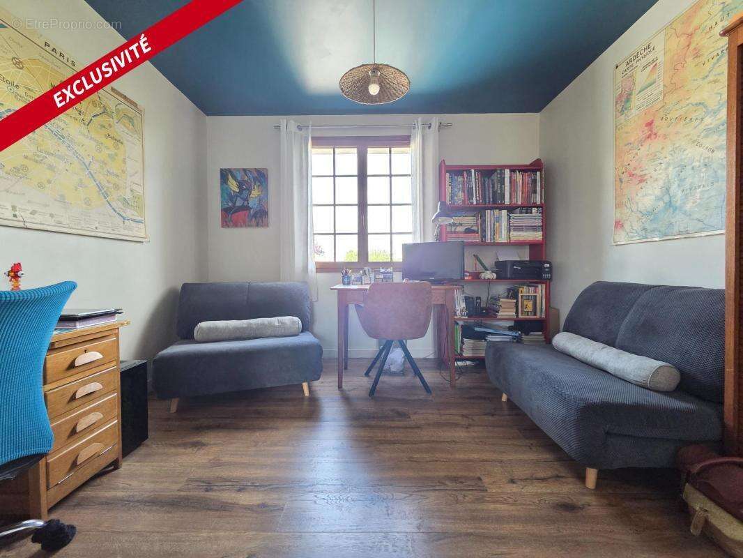 Maison 4 chambres avec garage et piscine – Saint-Jean-d'Angély - photo 9