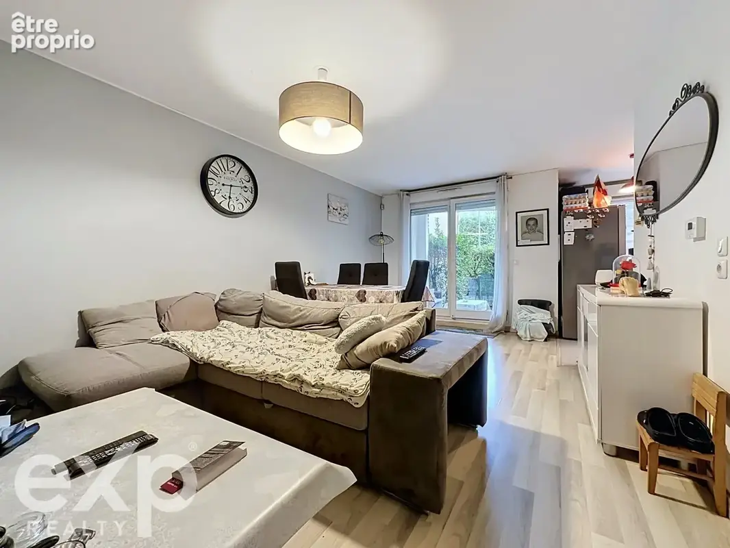 Appartement 3 pièces 63 m² à vendre à Saint-Denis (93200) - photo 3