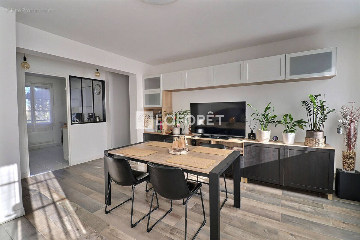Appartement à VITRY-SUR-SEINE