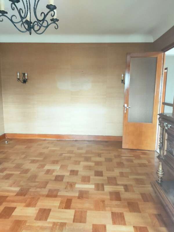 Maison à SAINT-JUNIEN