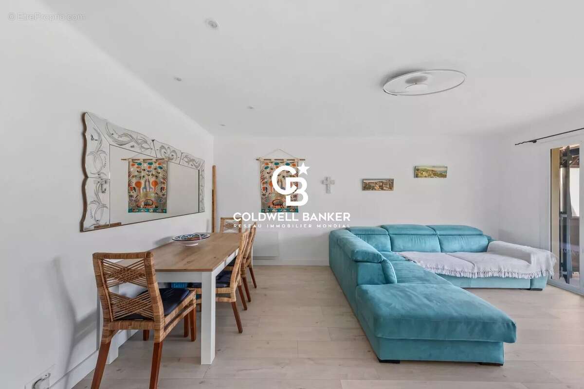 Appartement à RAYOL-CANADEL-SUR-MER