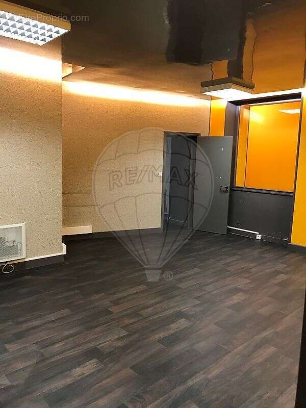 Commerce à FOURCHAMBAULT