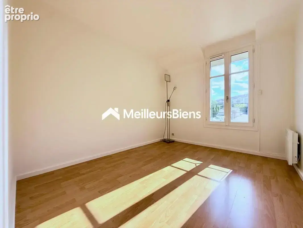 Maison 87 m² - 4 Chambres - jardin et garage - photo 10