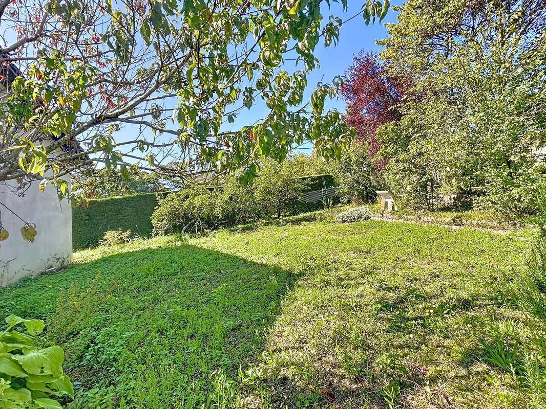Maison à CRECHES-SUR-SAONE