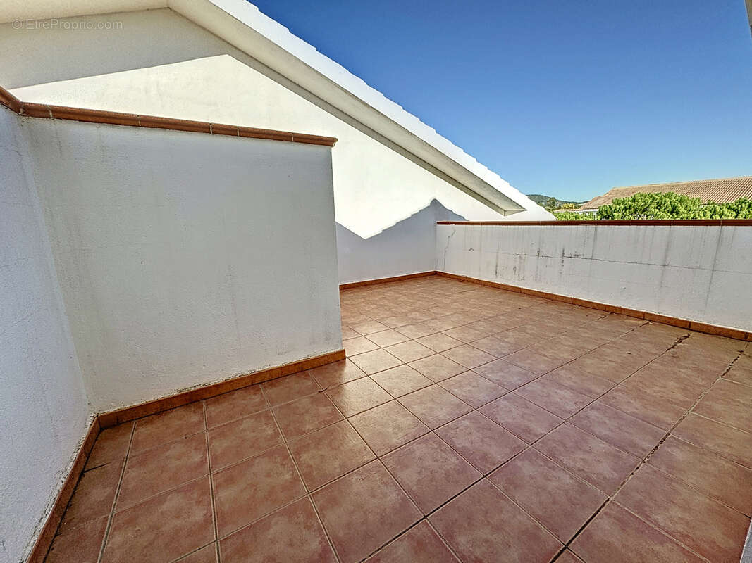 Appartement à SAN-NICOLAO