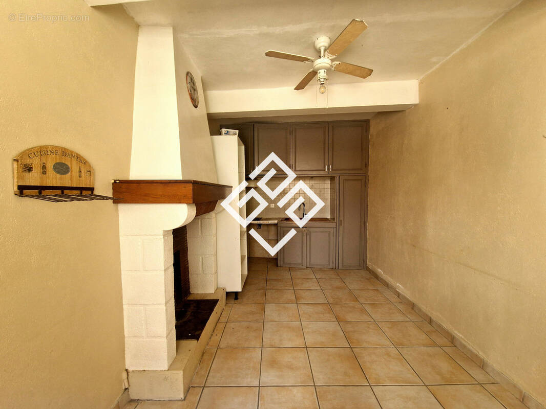 Maison à SALLES-D'AUDE