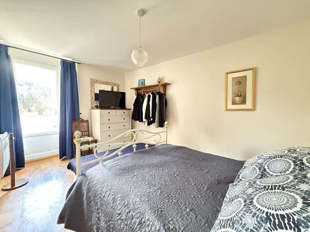 Charmante propriété en pierre de 3 chambres entre Ruffec et Verteuil - photo 6