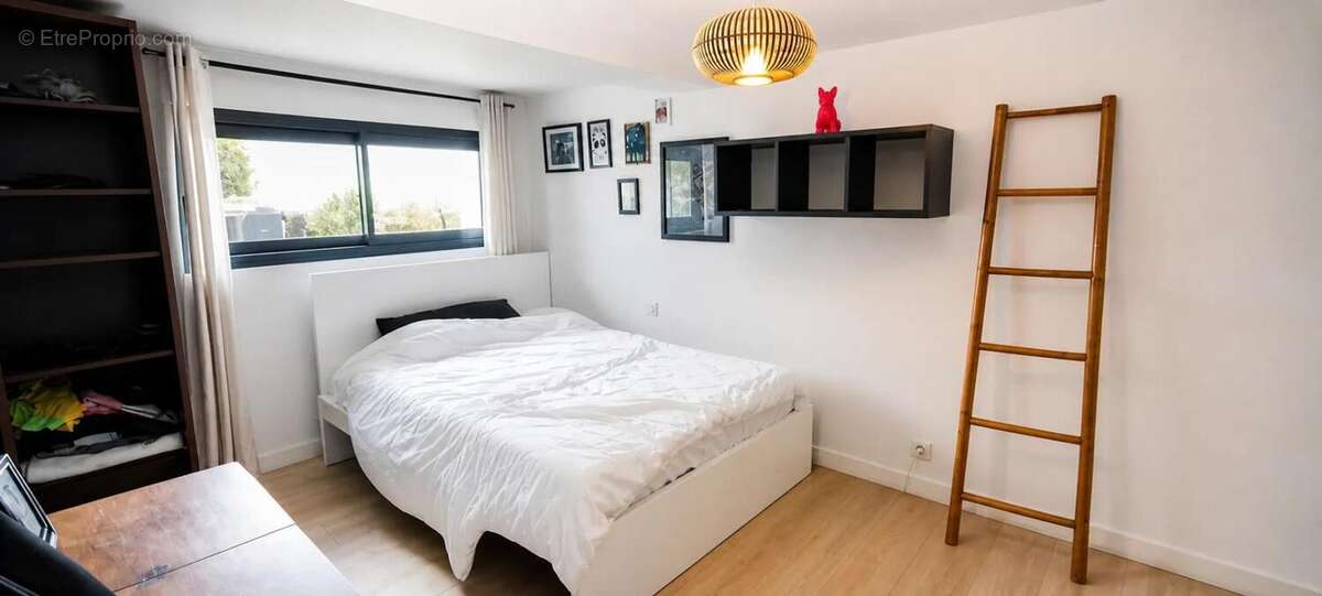 Maison de 10 pièces de 180 m² à Cholet - photo 12