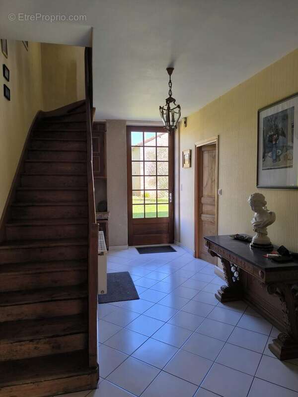 Maison à SAUZE-VAUSSAIS