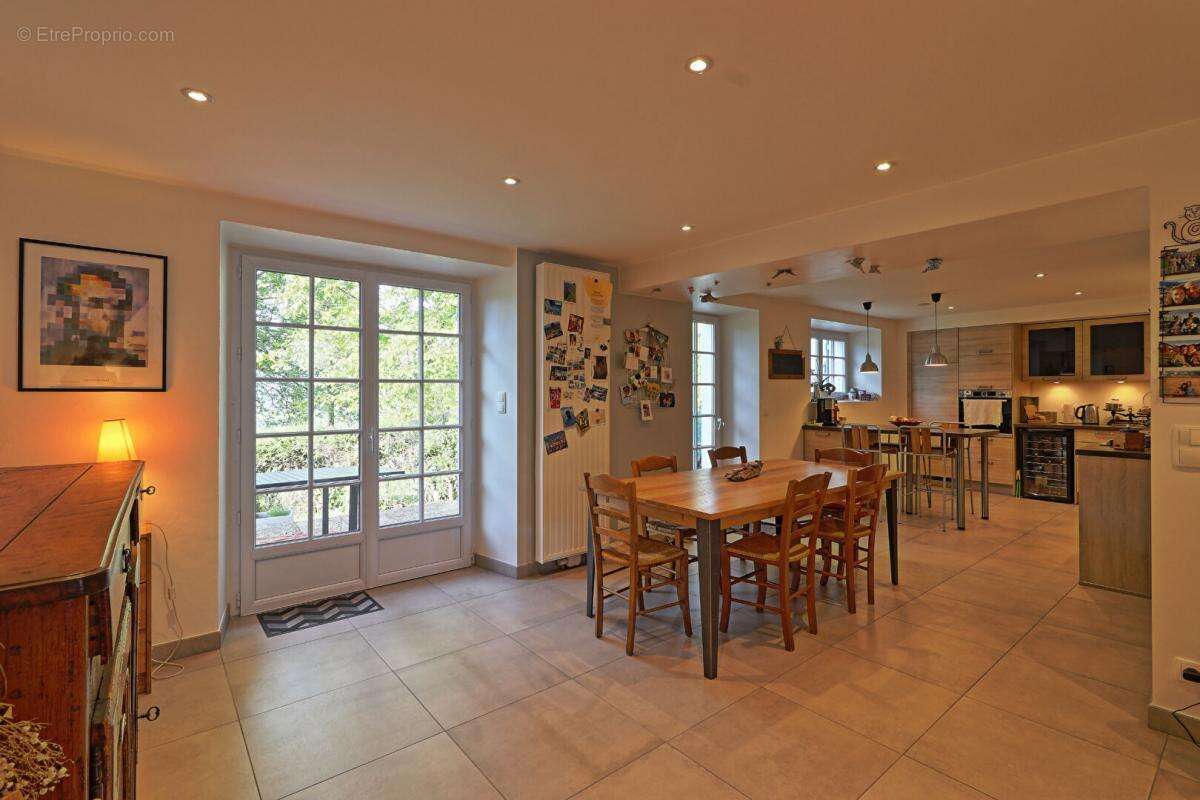 Maison à ALBY-SUR-CHERAN