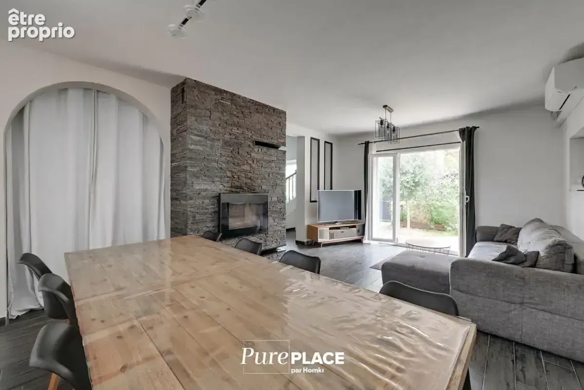 Maison/Villa T5 de 160 m² à Le Raincy 93340 - photo 3