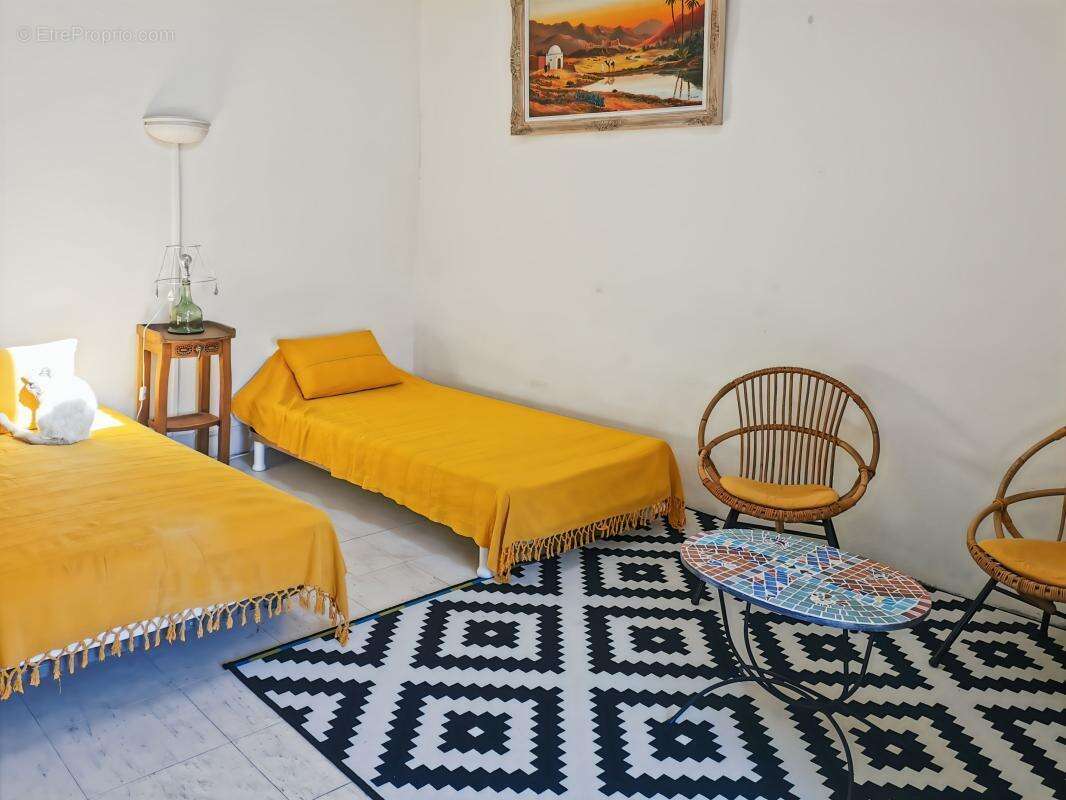 Vente maison de ville à Marseillan entièrement rénovée et meublée - photo 6