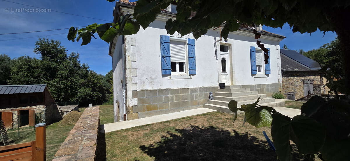 Maison à LUBERSAC