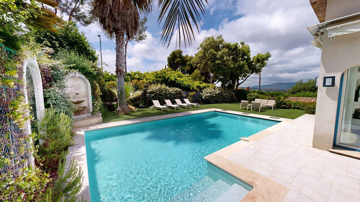 Maison à CANNES