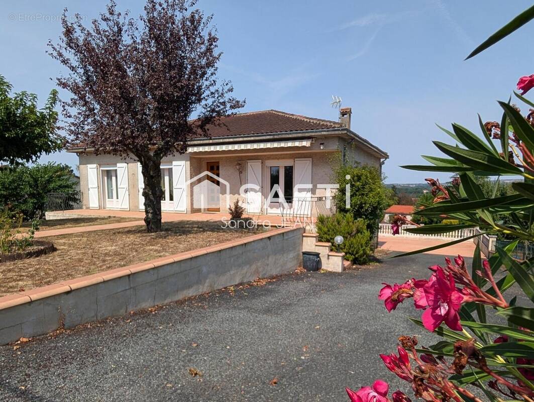 Photo 1 - Maison à CARMAUX