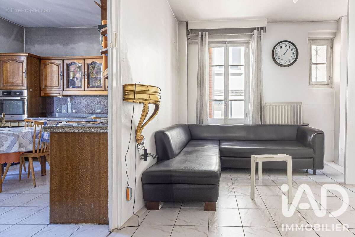 Maison 210 m² à Villeurbanne  - photo 8