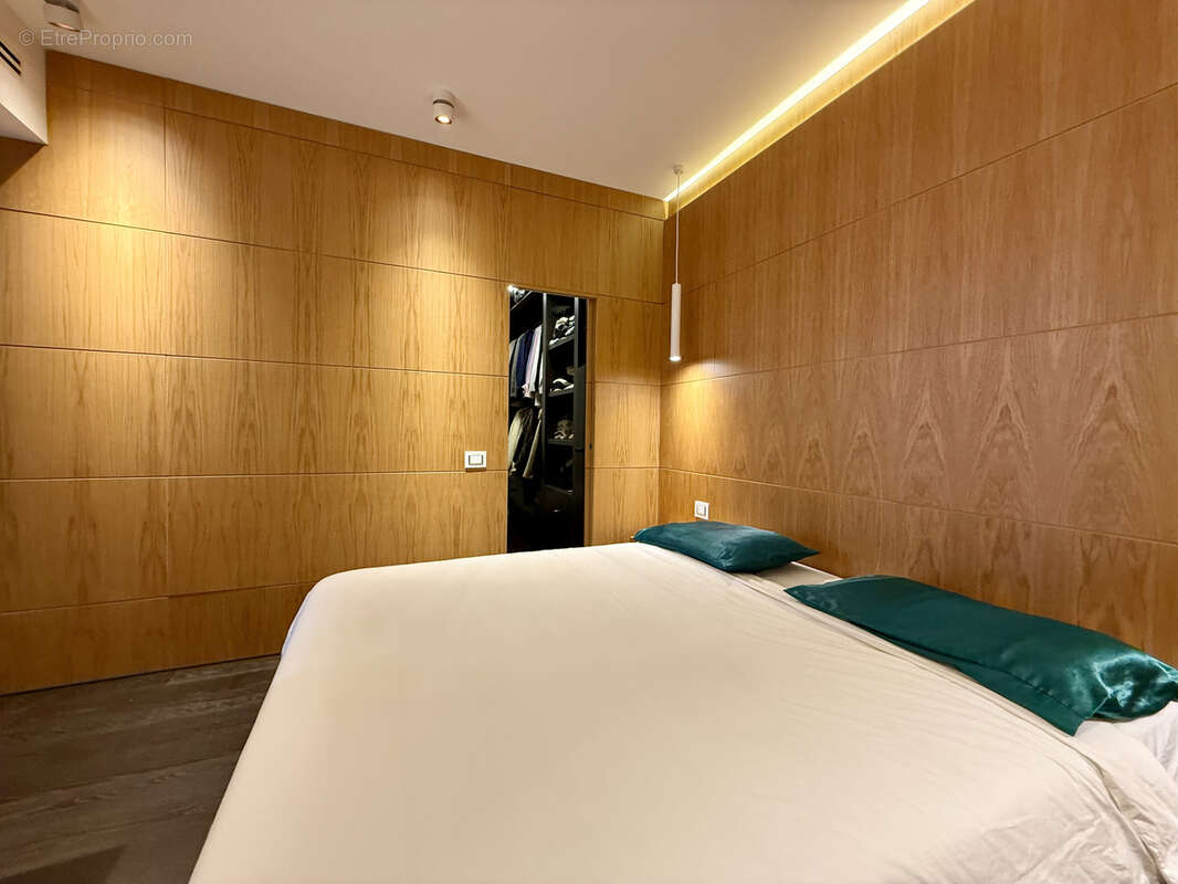 Appartement à ROQUEBRUNE-CAP-MARTIN