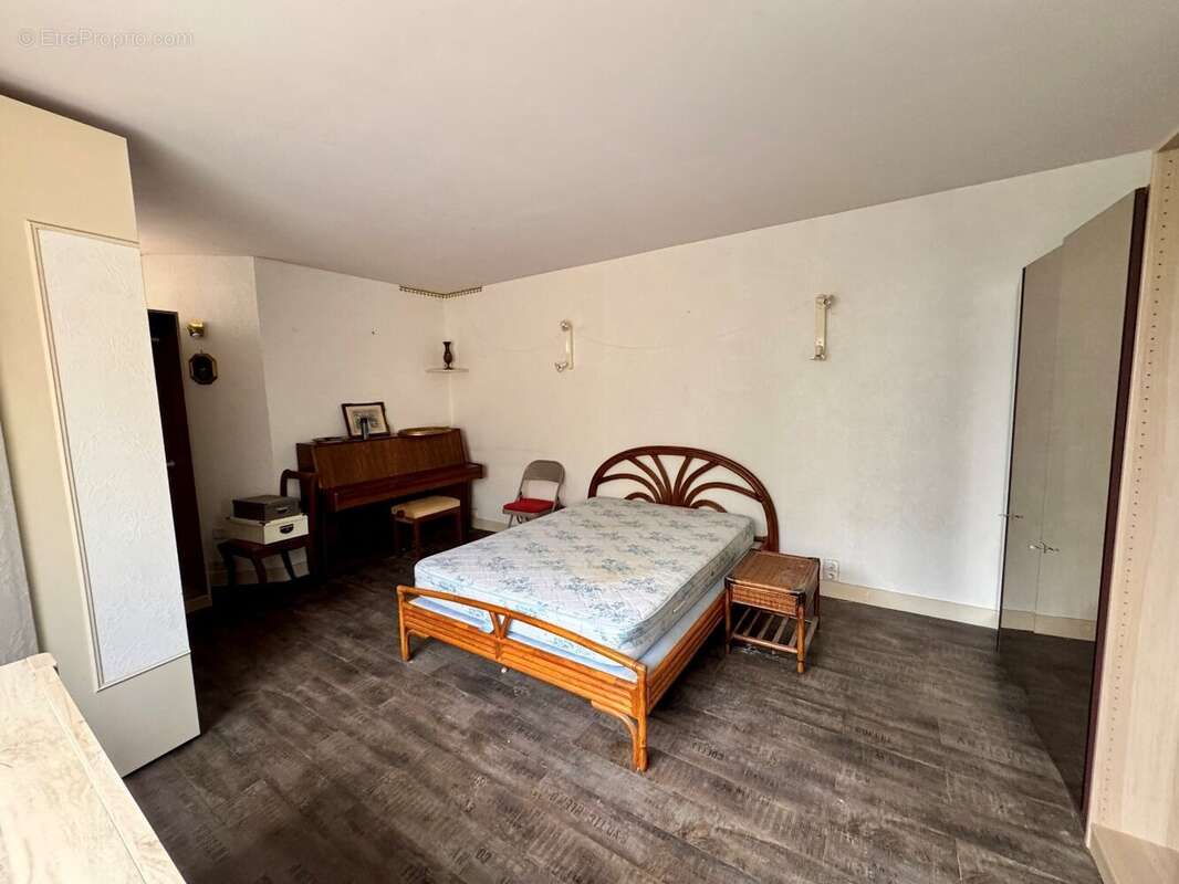 Maison à OUISTREHAM