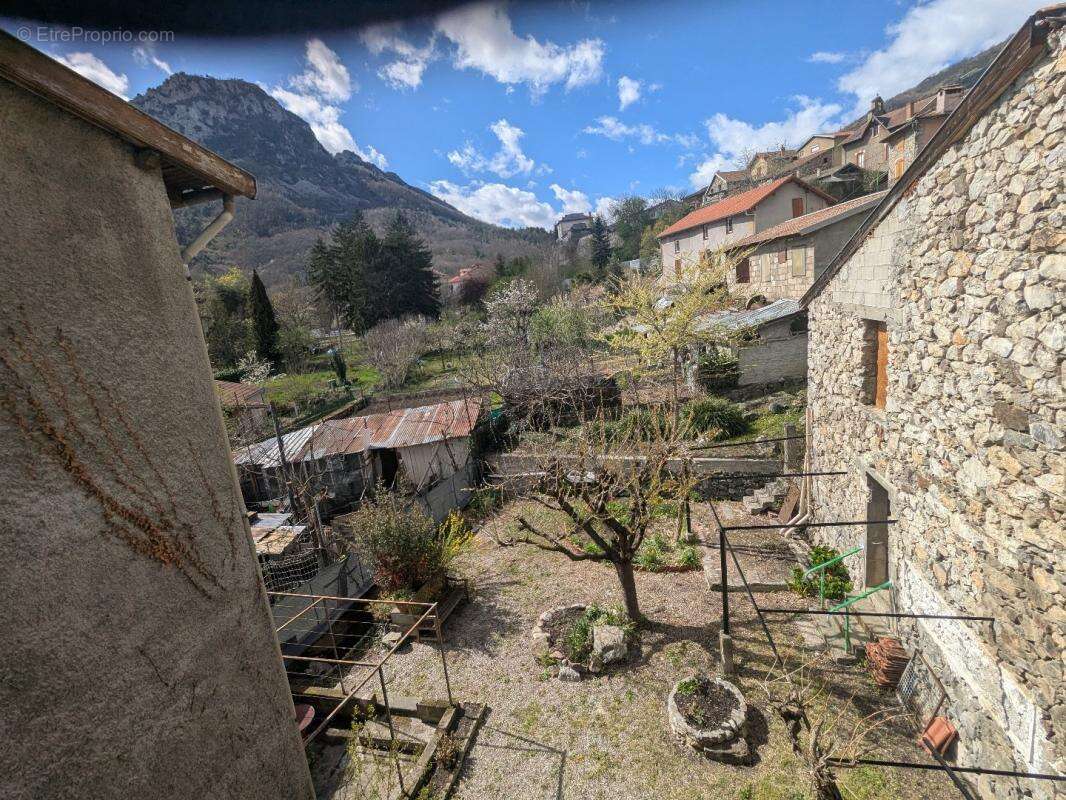 Maison à TARASCON-SUR-ARIEGE