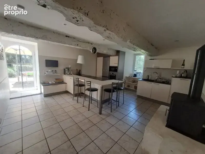 Maison 6 pièces 196 m² à vendre à Guignen (35580) - photo 3