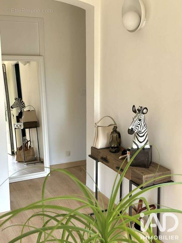 Maison 70 m² à Saint-Raphael  - photo 9
