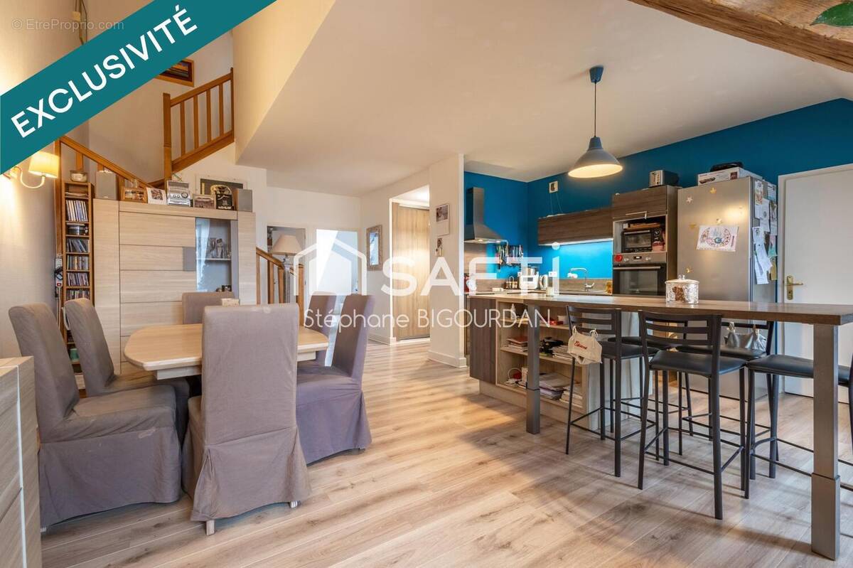 Photo 1 - Appartement à ECOLE-VALENTIN