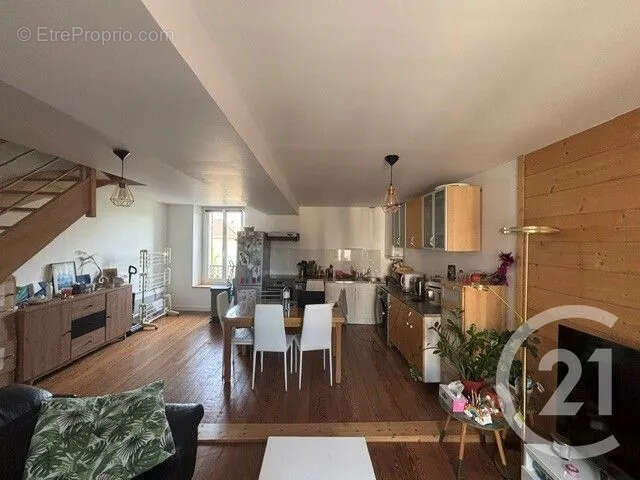 Appartement à OISSERY