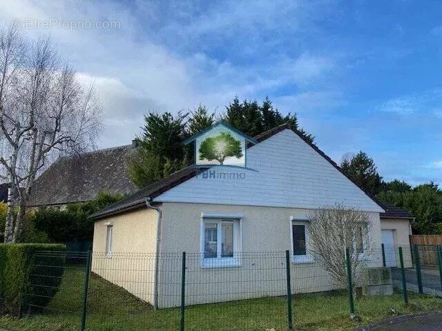 Maison à AUBEVOYE