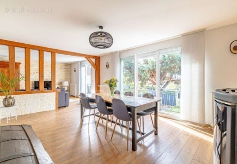 Maison à SOISY-SOUS-MONTMORENCY