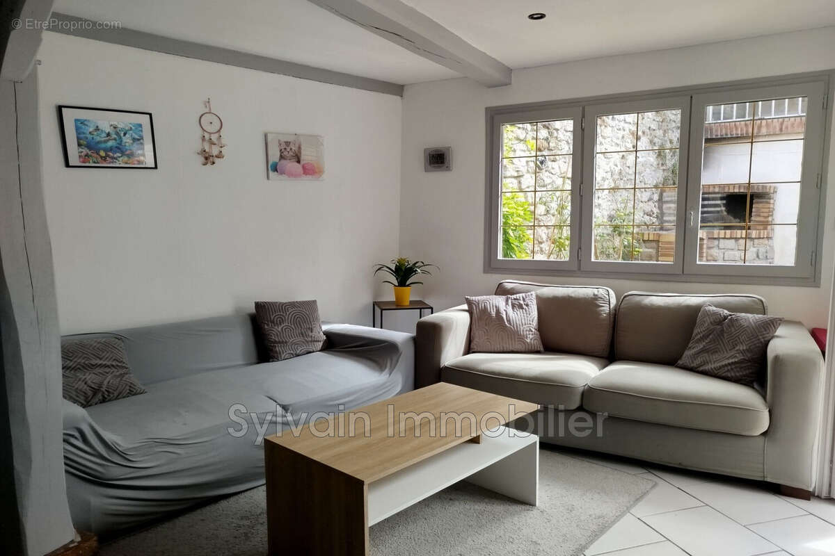 Maison 125 m² à Forges-Les-Eaux  - photo 3