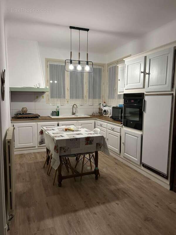 Maison à PONT-SUR-YONNE