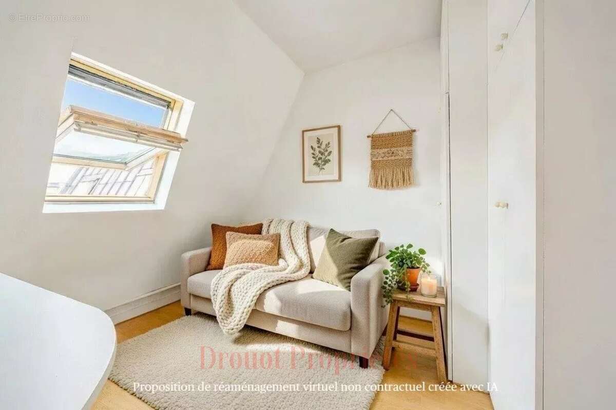 Appartement à PARIS-16E
