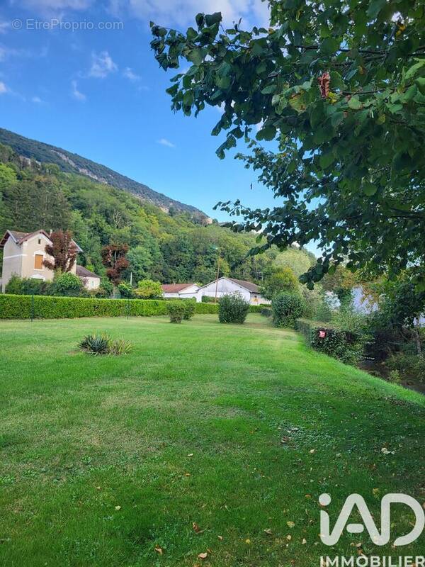 Photo 1 - Terrain à MONTAGNIEU