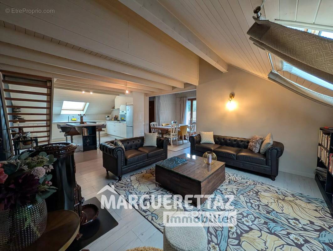 Appartement à SAINT-JEOIRE