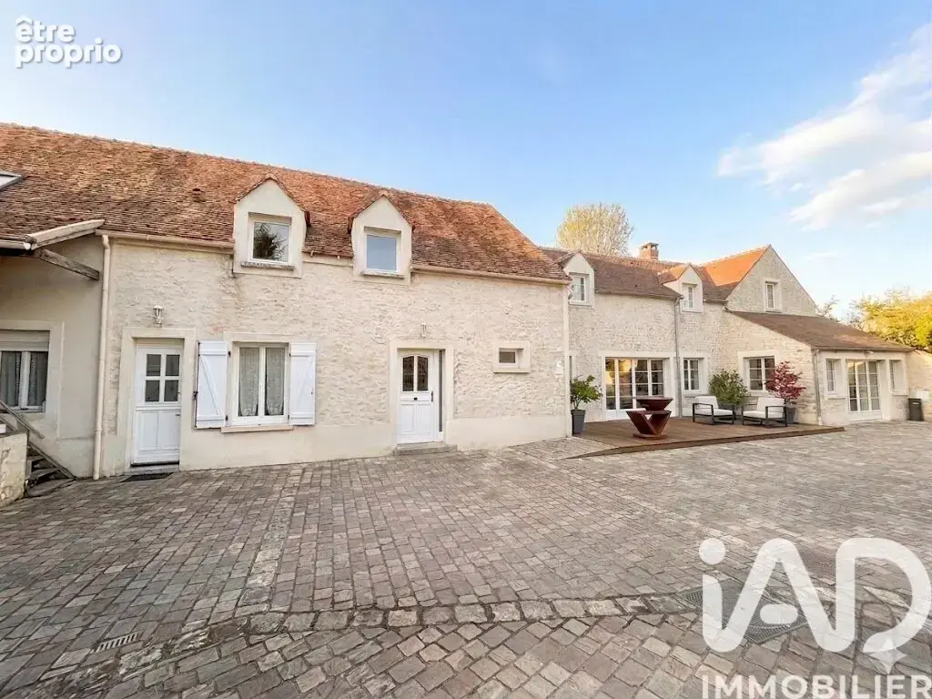 Photo 1 - Maison à FONTAINEBLEAU