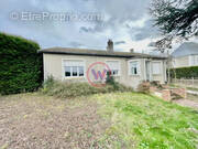 Maison à CROISILLES