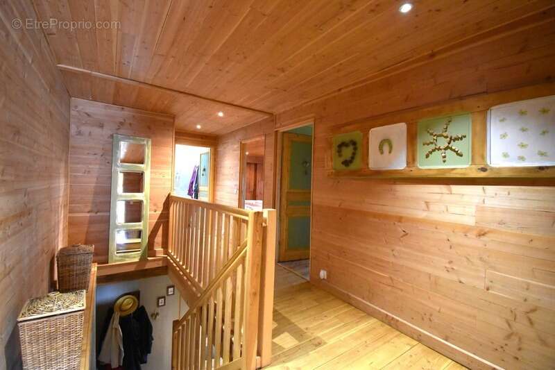 Maison à SAINT-JEURE-D'ANDAURE