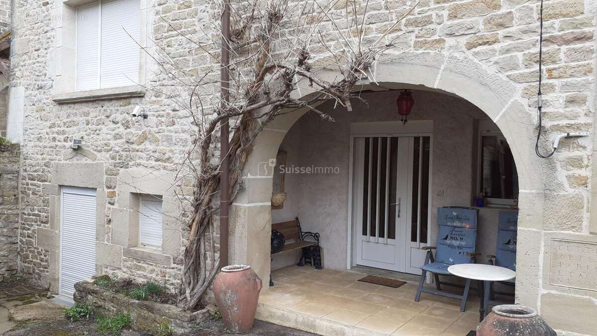 Maison à DEMANGEVELLE