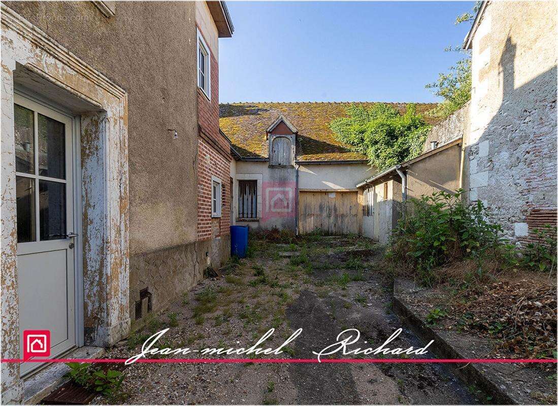 Maison à SELLES-SUR-CHER