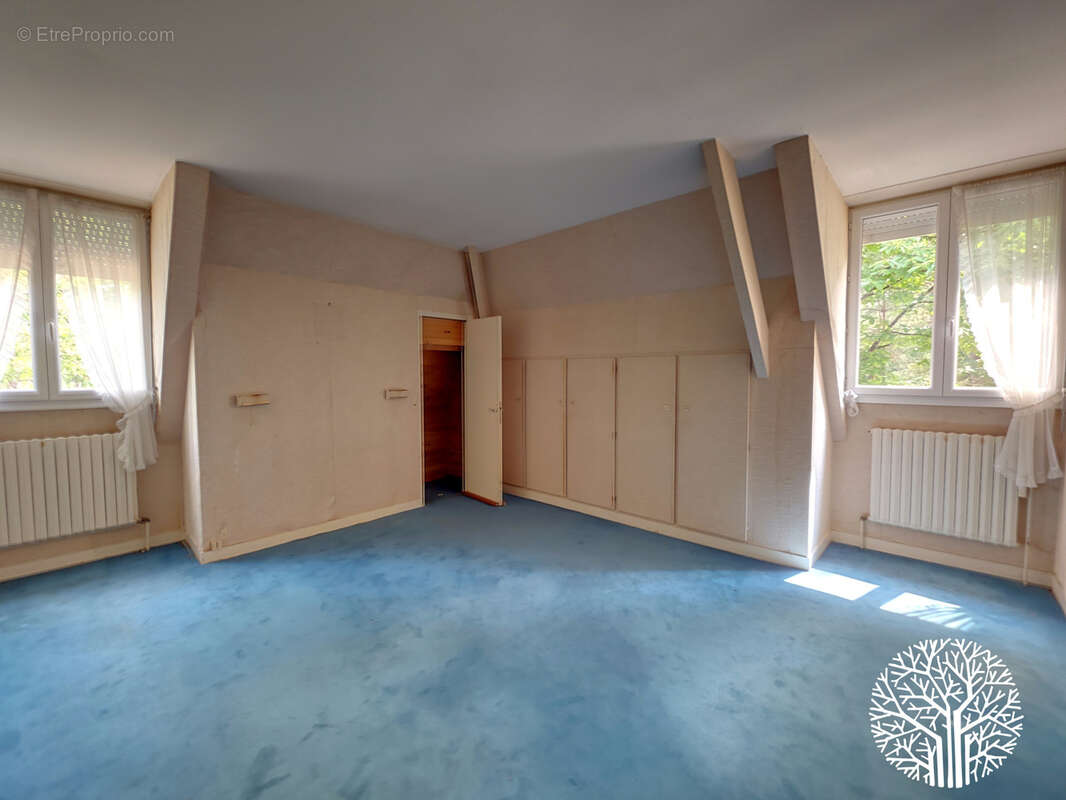 Maison à NOISY-SUR-ECOLE