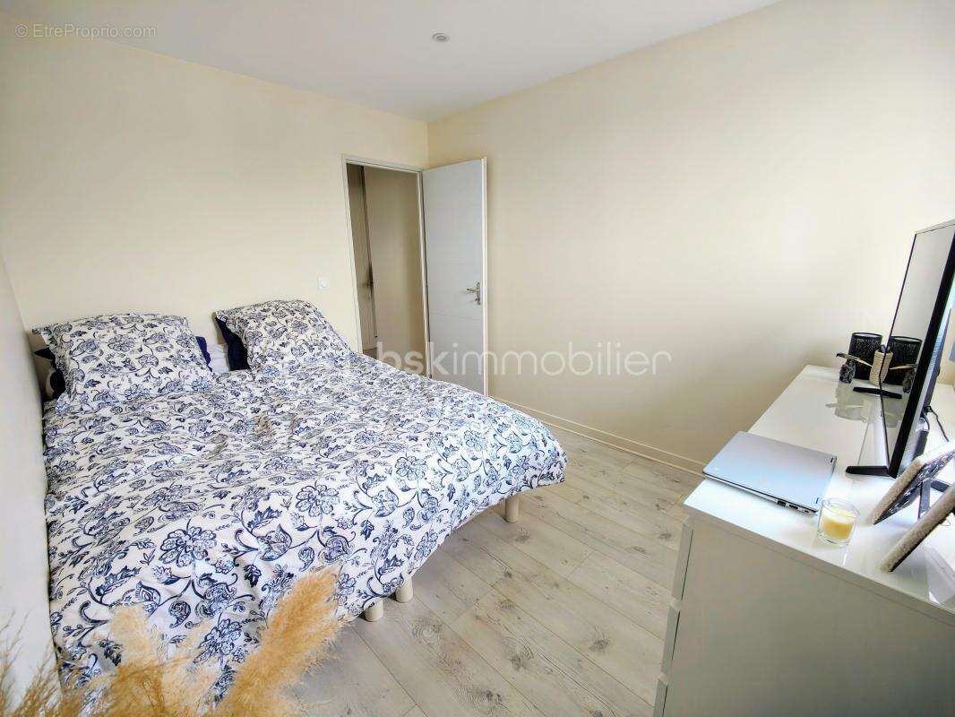 Appartement à PLAISIR