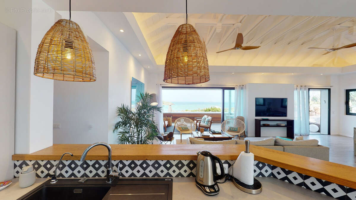 Maison à CAPESTERRE-BELLE-EAU