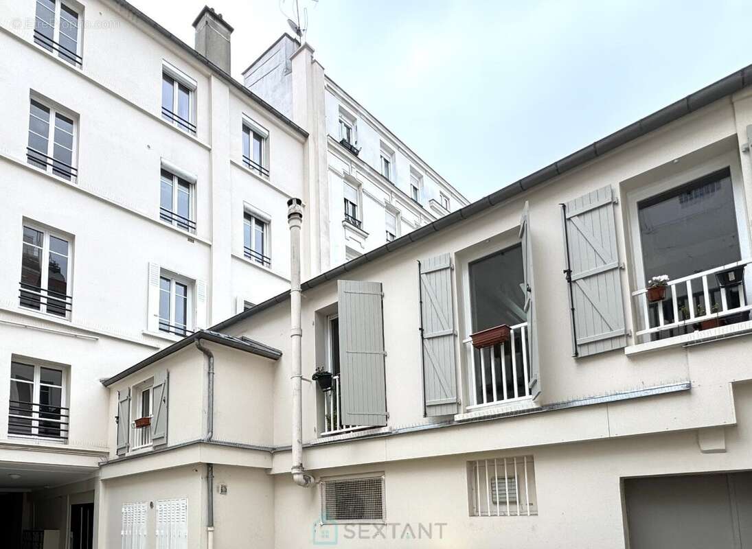 Appartement à PARIS-20E